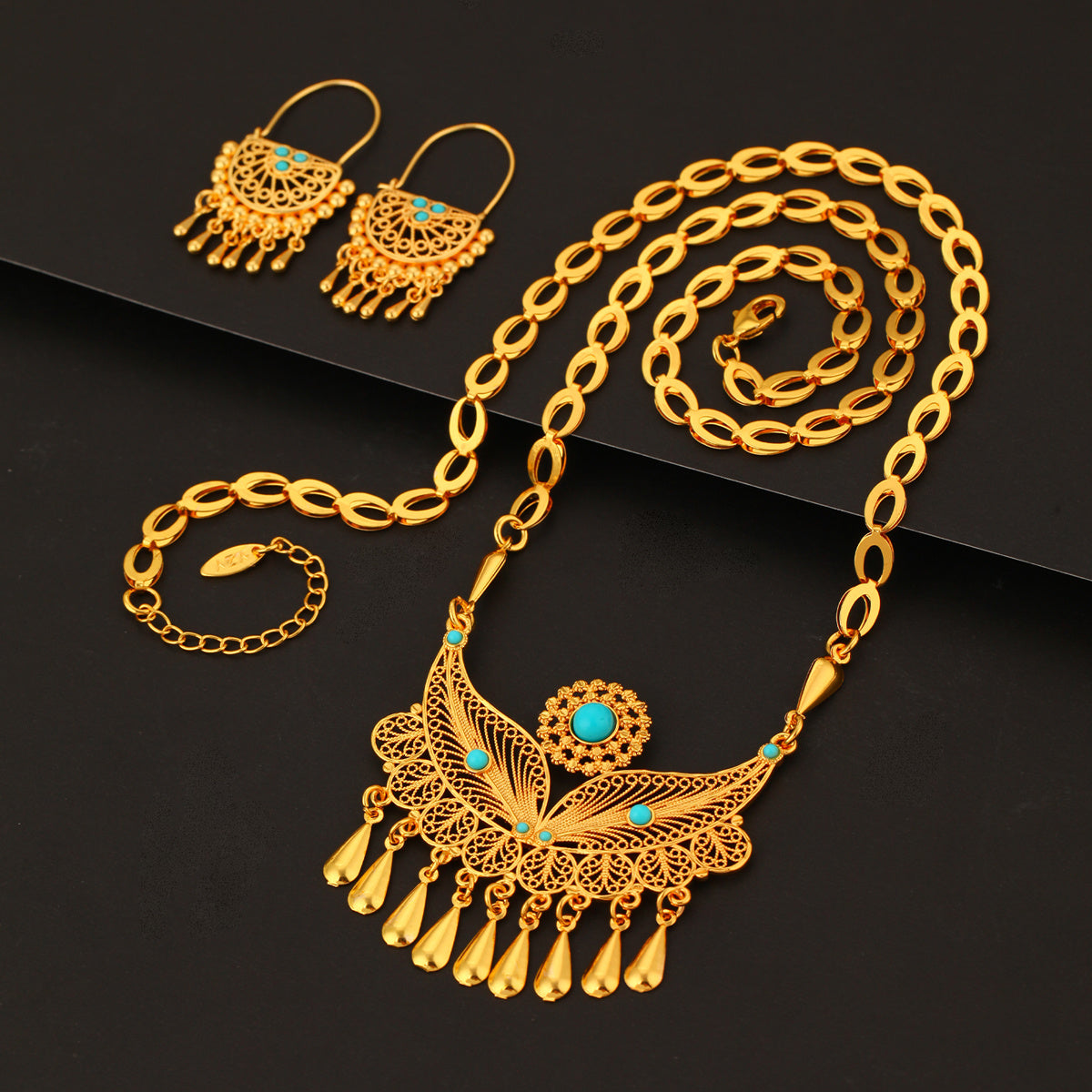 3pcs Fashionable And Personalized Water Droplet Tassel Copper Plated 18k Gold Women's Necklace And Earring Set, Suitable For Parties And Gifts, Daily Wear