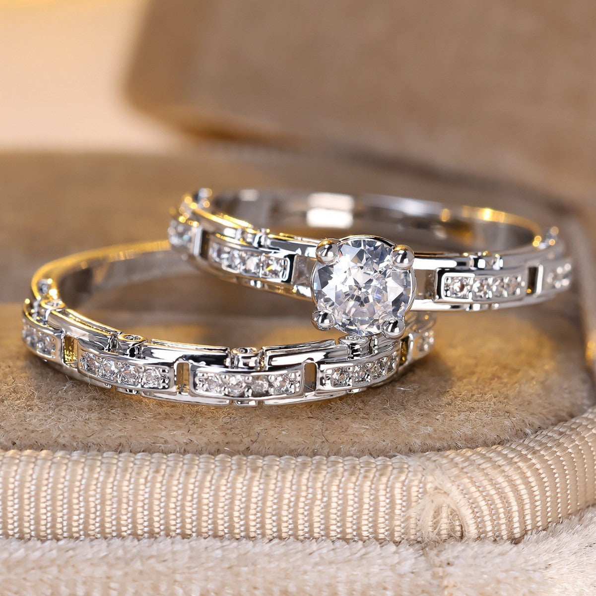 Golden Four-claw Round Drill With Chain Ring Set