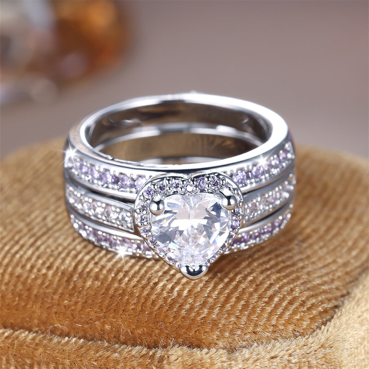 Women's Simple Personality Heart And Circle Ring