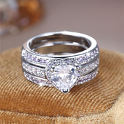 Women's Simple Personality Heart And Circle Ring