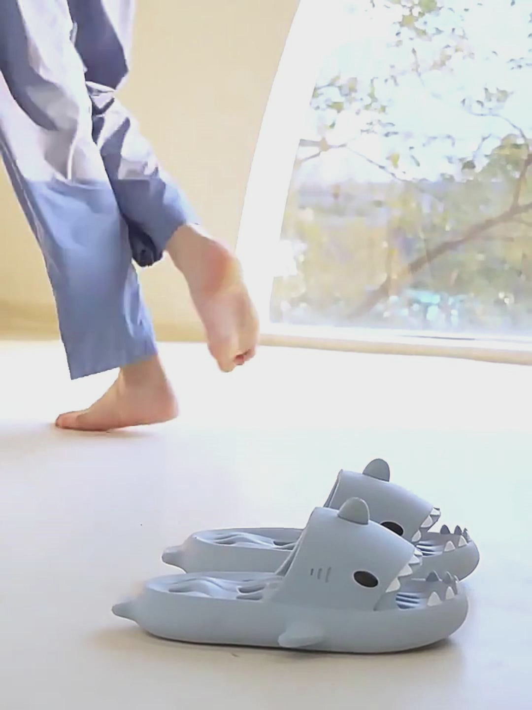 Load video: Shark Slippers With Drain Holes Shower Shoes For Women Quick Drying Eva Pool Shark Slides Beach Sandals With Drain Holes